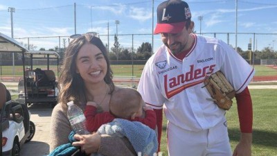 드디어 생후 5개월 아들+아내 한국행, 196cm 좌완 벌써 설렌다 너무 보고 싶다, 더 힘이 날 것 같다