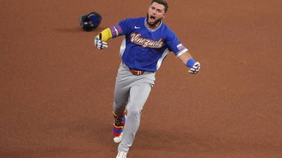 '헬멧은 미국에 두고 온다' 아브레우, 5회 솔로포→2-0 리드, 베네수엘라, 사상 첫 우승에 한걸음 더