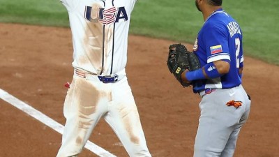 슈퍼스타 하퍼, 8회 동점 투런포...2회 연속 준우승 위기 몰린 미국 기사회생 [WBC]