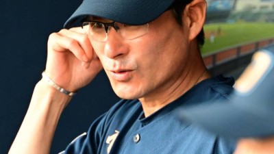 양상문에 김기태에 강인권까지…한화에 KBO 감독이 몇명이야, 결국 68세 김경문 리더십 ‘뭉쳐서 KS 우승까지’