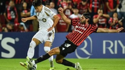 '손흥민, 도대체 왜?' 남미 감동 세례 복수해도 모자랄 판에... 깜짝 행동 화제