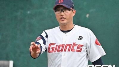 '와 롯데 1위' 90억 계약 반환점 돌았다…'21억' 박세웅, 이제는 '안경 에이스' 거듭날 수 있나