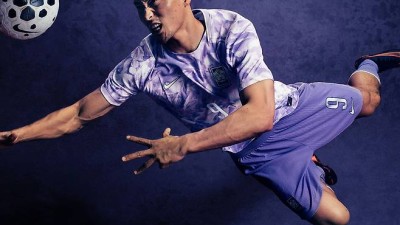11명 백호의 기습…파격 '보라색' 입은 한국축구 새 유니폼