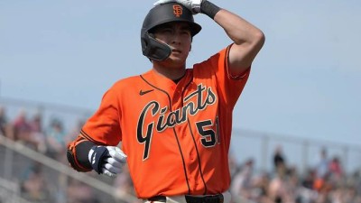 천하의 이도류 스타가, 난데없이 스트레이트 볼넷...'땡큐, 오타니' 이정후, 1루 밟았다