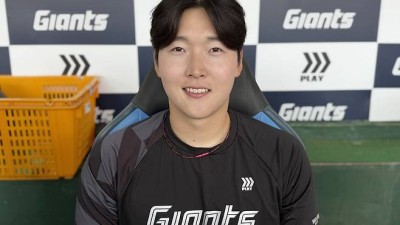 21구 중 스트라이크 3개 들어간 듯 롯데 필승조, 라이브 피칭 후 좌절→코치 도움 덕에 150km 강속구 부활! 성공적 실전 복귀 [부산 인터뷰]