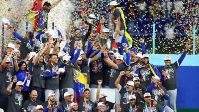 '우승상금 100억' 돈잔치 이유 있었네…역대 최다 관중+시청률 156% 상승, WBC 흥행에 ML 함박웃음