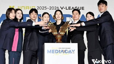 이미 숙소 예약했다, 현대건설이 올라올 듯…비장한 여자부, 우승 트로피 누가 품을까