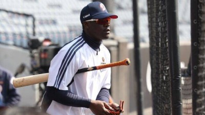 “볼을 너무 잘 본다, 괜찮네→너무 안 치는데, 공을 너무 봐” 두산 카메론은 KBO 적응 중…3구→2구→5구에 2루타 쾅[MD잠실]