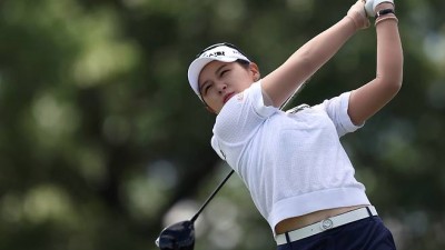 박현경, 올해 첫 출전한 JLPGA 투어 대회에서 공동 14위