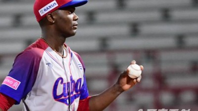 개막 5일전인데? '김도영 만루포' 그 투수, 우승 이끈 MVP가 실종됐다…소속팀도 사실상 '포기'