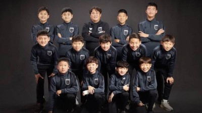 정조국-안현범 배출한 '30년째 축구 명문' FC갈현...졸업 이후에도 책임진다 최승호 감독과 더 단단히 자리잡아