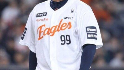 'WBC→16일 귀국→23일 출격' 천하의 류현진이 2루 악송구를, 첫 등판 어땠나…146km 쾅, 4이닝 KK 1자책 [MD대전]