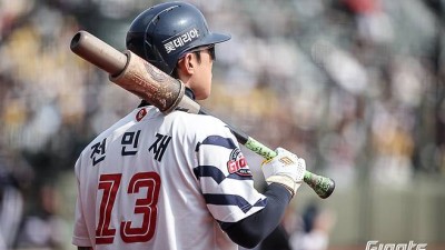 '0.179' 초대형 트레이드 복덩이 왜 이러나?…명장도 난감 방망이 타이밍 아예 안 맞아 [인천 현장]