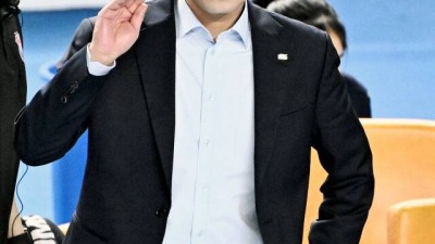 '축제' 봄배구에 찬물, 상도 상실한 '1위팀' 도로공사...김종민 감독 경질 시점·발표 시간까지 논란, V-리그 향한 존중 어디로?