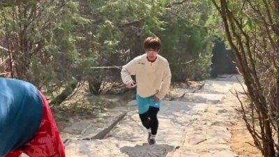 안세영 10번 이긴다→中 왕즈이 산악 지옥훈련 '땀 뻘뻘'…아시아선수권 리턴 매치 '시선집중'