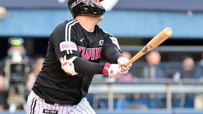 WBC 타점왕인데 '5타수 무안타' 침묵…'옆구리 부상 복귀' 문보경, 퓨처스서 실전 가동→송승기·유영찬 호투는 '희소식'