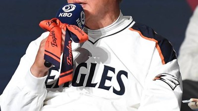 '또?' 한화 307억 얘기뿐, 당사자도 없는데…'시즌 종료 공약'은 뭐야? 미디어 없던 미디어데이