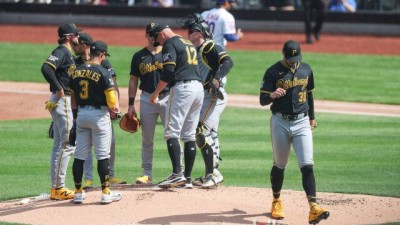 '볼넷→안타→희비→안타→볼넷→3루타→2루타' 안 좋은 선례 남기나, 세계 최고가 1이닝도 못 버티다니