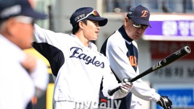 '김상수-김도영 소환' 한화 19살 괴물루키 대반전, 어떻게 1021승 명장이 반했나…김경문 파격 선언 못 쳐도 계속 나간다 [MD대전]