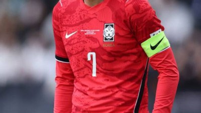 최악 패배에 고개 떨군 '주장' 손흥민, 상대가 누구든 항상 어려운 경기가 된다