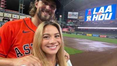 '30살 감격 ML 데뷔' 한화 떠난 가치 충분했다, 와이스 아내와 자축…신의 타이밍 항상 완벽해