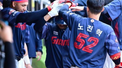 '팀 홈런 꼴찌' 롯데 2G 7홈런 실화냐? 삼성 꺾고 개막 2연전 싹쓸이...비슬리 5이닝 비자책 KKKKK [대구 리뷰]