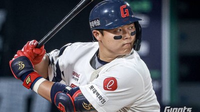 안타 쾅, 쾅 쾅! 돌아오자마자 불방망이…기지개 켠 한동희, 이제 복귀가 아른거린다