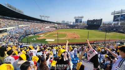 미국도 이러진 않았다 ML 외인도 놀란 KBO 응원 열기 '무엇이' 달랐나