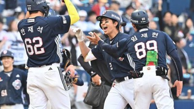 롯데서 안 데려왔으면 어쩔 뻔…조성환→김원형 첫 승까지 선물, 극적 스리런포 어떻게 가능했나 “박찬호 형 미팅 덕분”