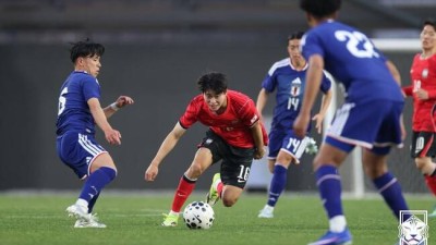 한국에 패한 日 감독 극대노! '만회골' 제자 향해 골 넣은 건 당연한 거야! A대표팀 가려면 멀었다