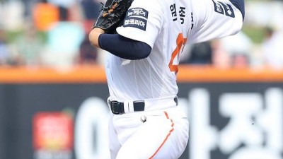 한화에 156km 신무기 없었다면 20년 만의 개막 2연승 없었다…지금이 나에게 가장 중요한 순간