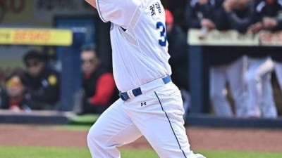 '3470일 만의 대기록' 삼성 최형우, KBO 역대 최고령 홈런 새 주인공 등극 [오!쎈 대구]
