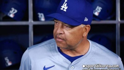 '이례적 굳은 표정' 다저스 감독도 말 잃었다…선발 유망주, 만루 밀어내기→1이닝 3실점 붕괴→11⅔이닝 무실점 행진 종료