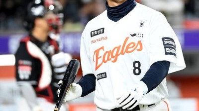 고비마다 KKKKK! 고개숙인 토종 홈런왕 '5타수 5삼진'…젊은피 활약에 '찬물' → 사건사고보다 컸던 존재감 [대전피플]