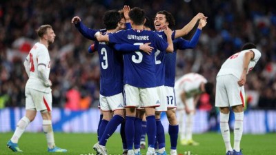 '미토마 결승골' 일본, 웸블리에서 아시아 국가 사상 첫 잉글랜드 격파…7만 9000 관중 야유