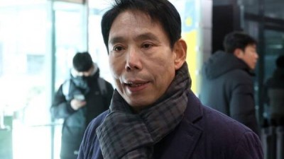 신문선, 또또 작심 발언 홍명보, 3백, 시간이 없어서 바꾸기가 어렵다?...말도 안 되는 소리 말라