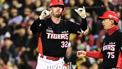 KIA 박찬호 공백 하루아침에 못 메운다…호주 유격수 개막전 실종에 담긴 꽃범호 깊은 속뜻, 서서히 증명한다