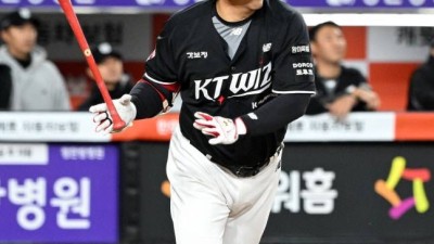 '한화 지각 계약→2군행' 손아섭 주춤, 김현수·최형우 안타 페이스 무섭네! 4월 중 최다 안타 주인공 바뀌나