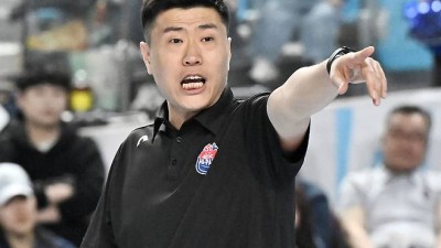 “보고 있나? 감독의 역할이 얼마나 중요한지...” 정규리그 1위 메리트를 스스로 걷어찬 도로공사, 그 대가는 1차전 패배였다 [남정훈의 오버 더 네트]