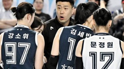 ‘감독 부재’ GS칼텍스 VS ‘실바 부상’ 도로공사, 챔프 2차전 누가 웃을까