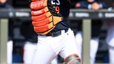 개막 5일만에 달라진 한화의 한가지 → '거포 포수' 선발출전…문동주와 호흡 어떨까 [대전In&Out]