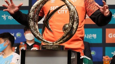 침묵 깬 김영광, ‘홍명보호’ 겨냥 메가톤급 발언…“이정효 감독에게 지휘봉을”