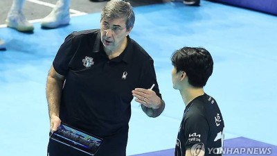 블랑 감독, 대한항공 외인 교체에 일침 절대 공정하지 않다