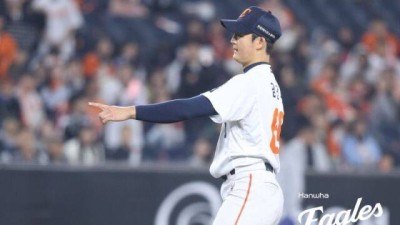 'KKKKK' 한화 2라운드 신인 72구 투혼, 문동주보다 많이 던졌다…강백호더비 싹쓸이패에도 한화 팬들 왜 강건우를 외쳤나 [MD대전]