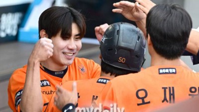'이런 반전이' 한화 50억 유격수가 韓 타점 1위라니, 10홈런 친 적도 없는데…김경문 운동은 정직하다 호평