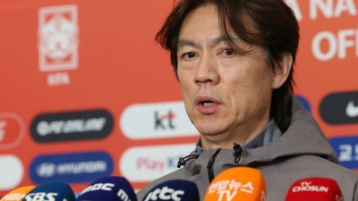 '월드컵 같은 조' 남아공의 경고…홍명보호, 해법 못 찾고 있다