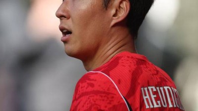 “손흥민 침묵한 이유 나왔다”…홍명보식 백스리, 에이스 ‘원톱 고립’으로 죽였다