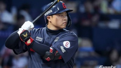 한동희 이제는 그러면 안 된다 → 김태형 감독, '유망주 배려'는 끝. 그만큼 기대가 크다 [부산 현장]