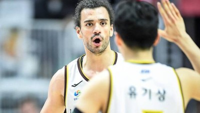 ‘공수 모두 완벽’ LG, 12년 만에 통산 2번째 정규리그 우승