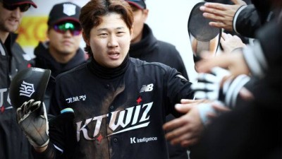 '아 중견수 수비…' 중앙 타구 3개에 울었다, 6이닝 2실점인데 패전 눈물 [MD수원]